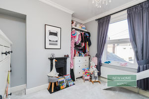 Photo 1- click for photo gallery